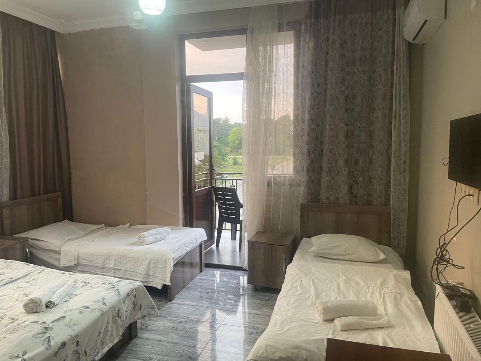 Hotel Guga 科布列季 外观 照片