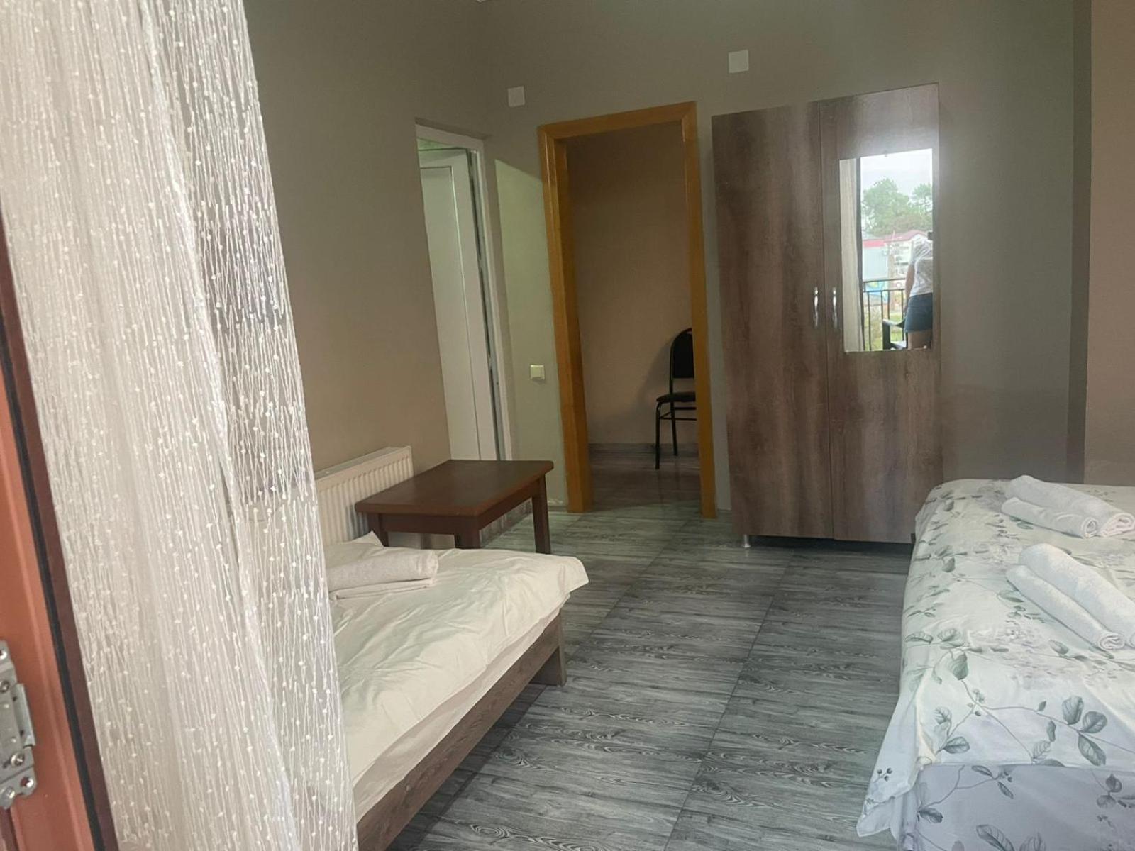 Hotel Guga 科布列季 外观 照片