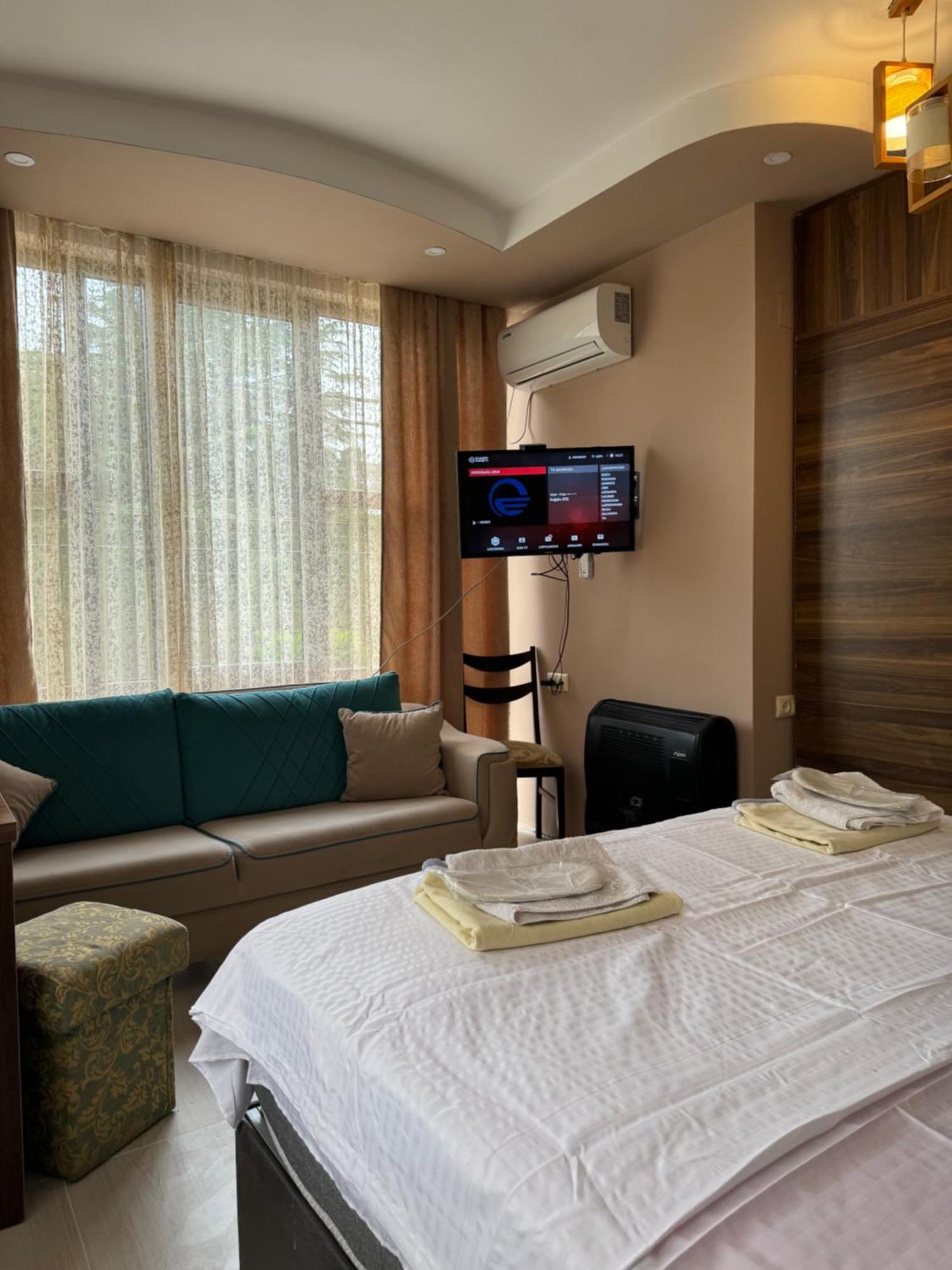 Hotel Guga 科布列季 外观 照片