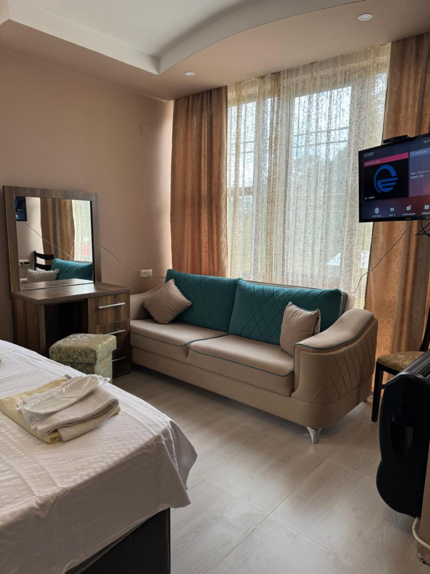 Hotel Guga 科布列季 外观 照片